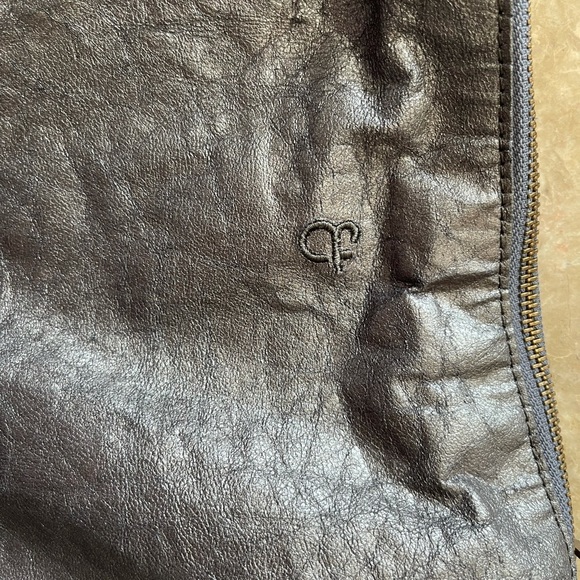 Matt & Nat metallic vegan leather hobo purse - Picture 5 of 13